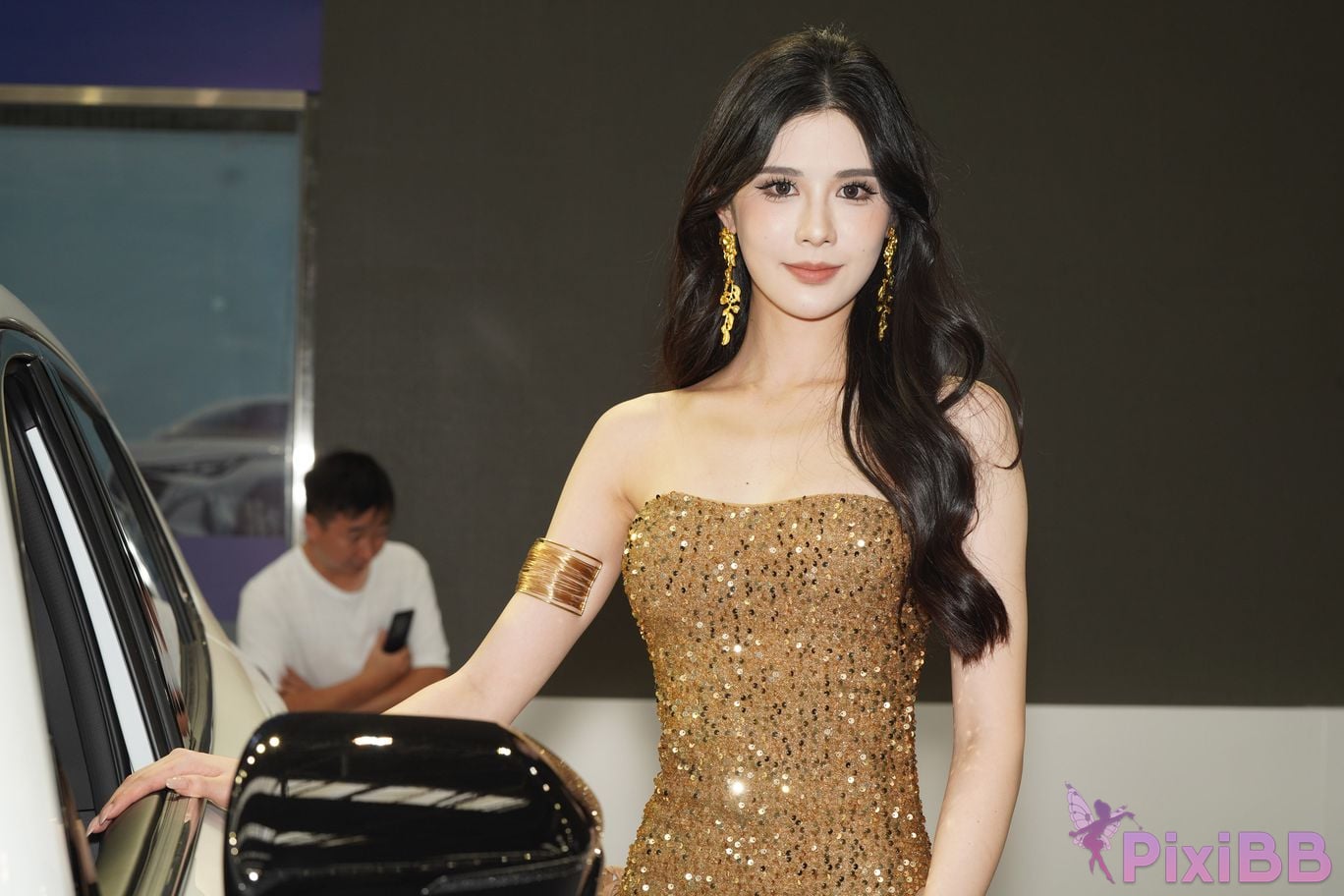 Featured Street Photography Works No.5428 Perfect looking goddess Sang crow PixiBB.COM 096