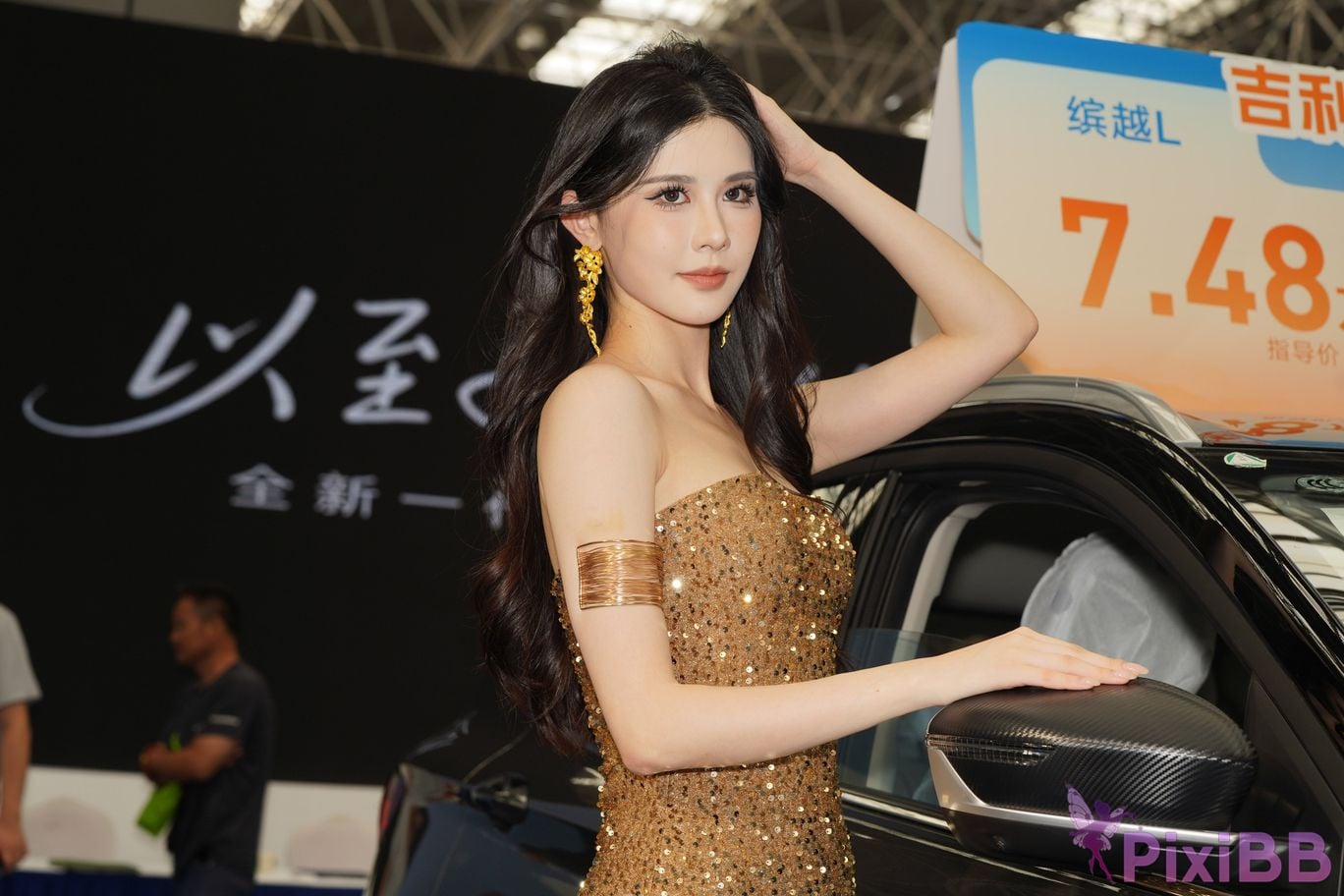 Featured Street Photography Works No.5428 Perfect looking goddess Sang crow PixiBB.COM 101