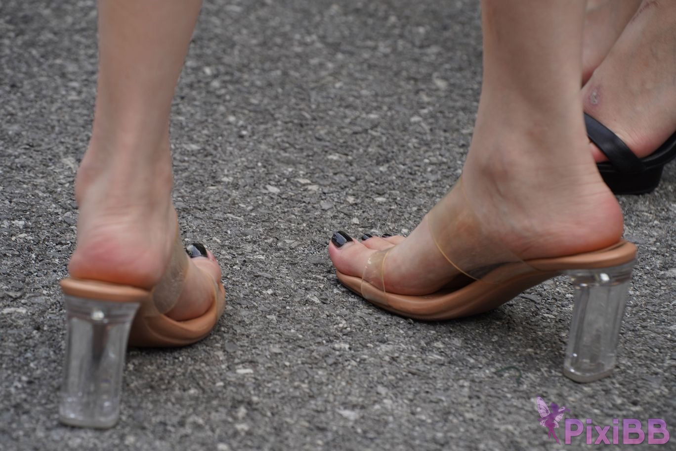 Featured Street Photography Works No.5428 Perfect looking goddess Sang crow PixiBB.COM 120