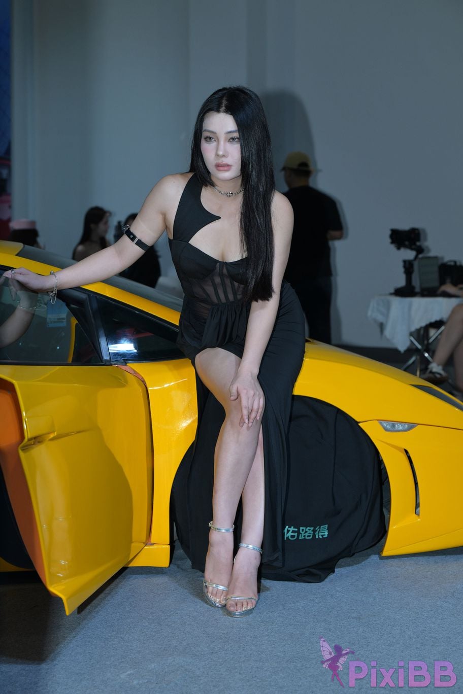 Featured Street Photography Works No.5429 Sexy black dress PixiBB.COM 096