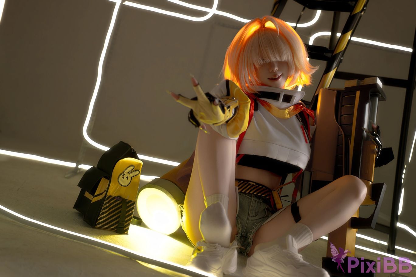 Cosplayer Zhiyue Etsu ko Nikke goddess of victory Ileg PixiBB.COM 002