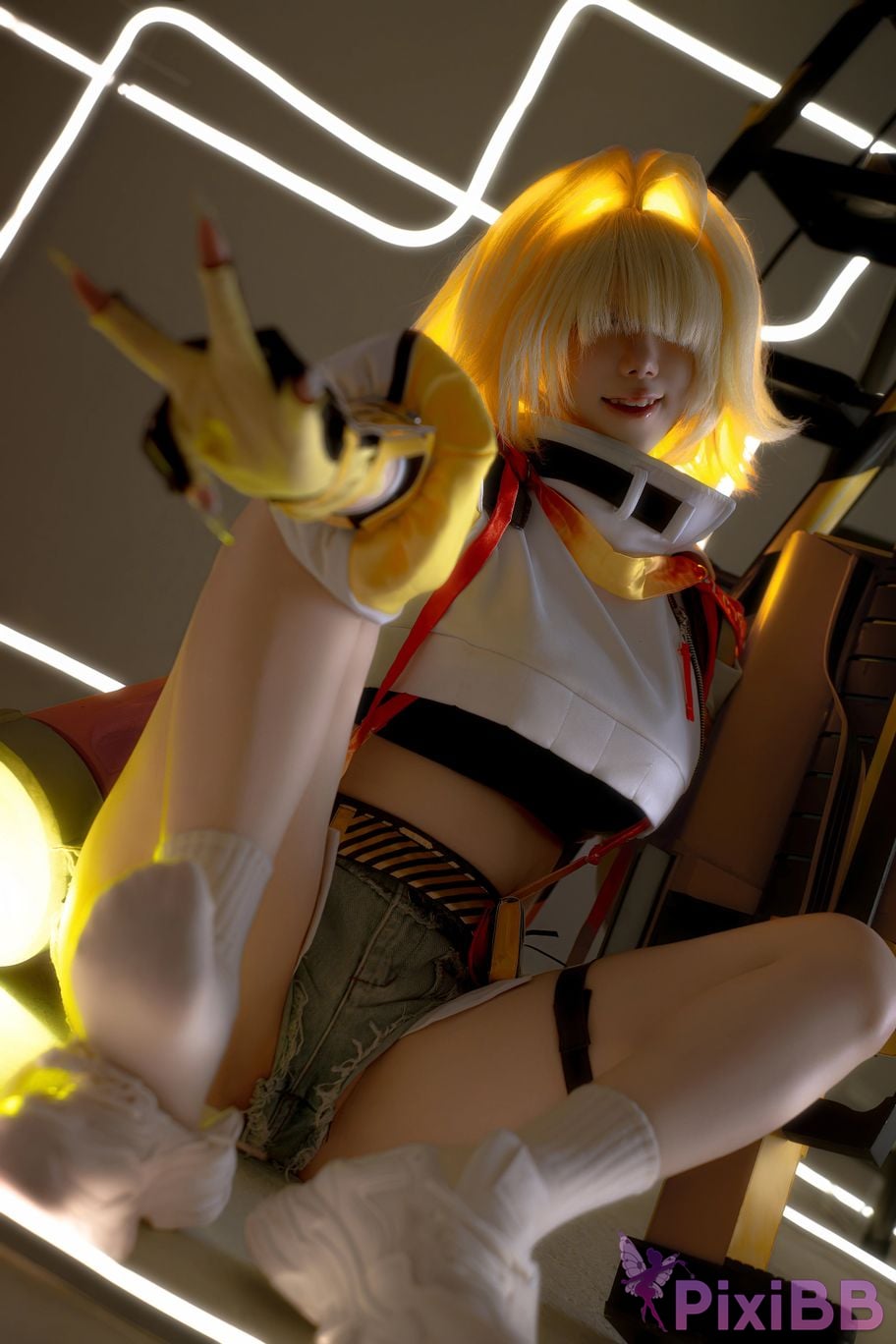 Cosplayer Zhiyue Etsu ko Nikke goddess of victory Ileg PixiBB.COM 003