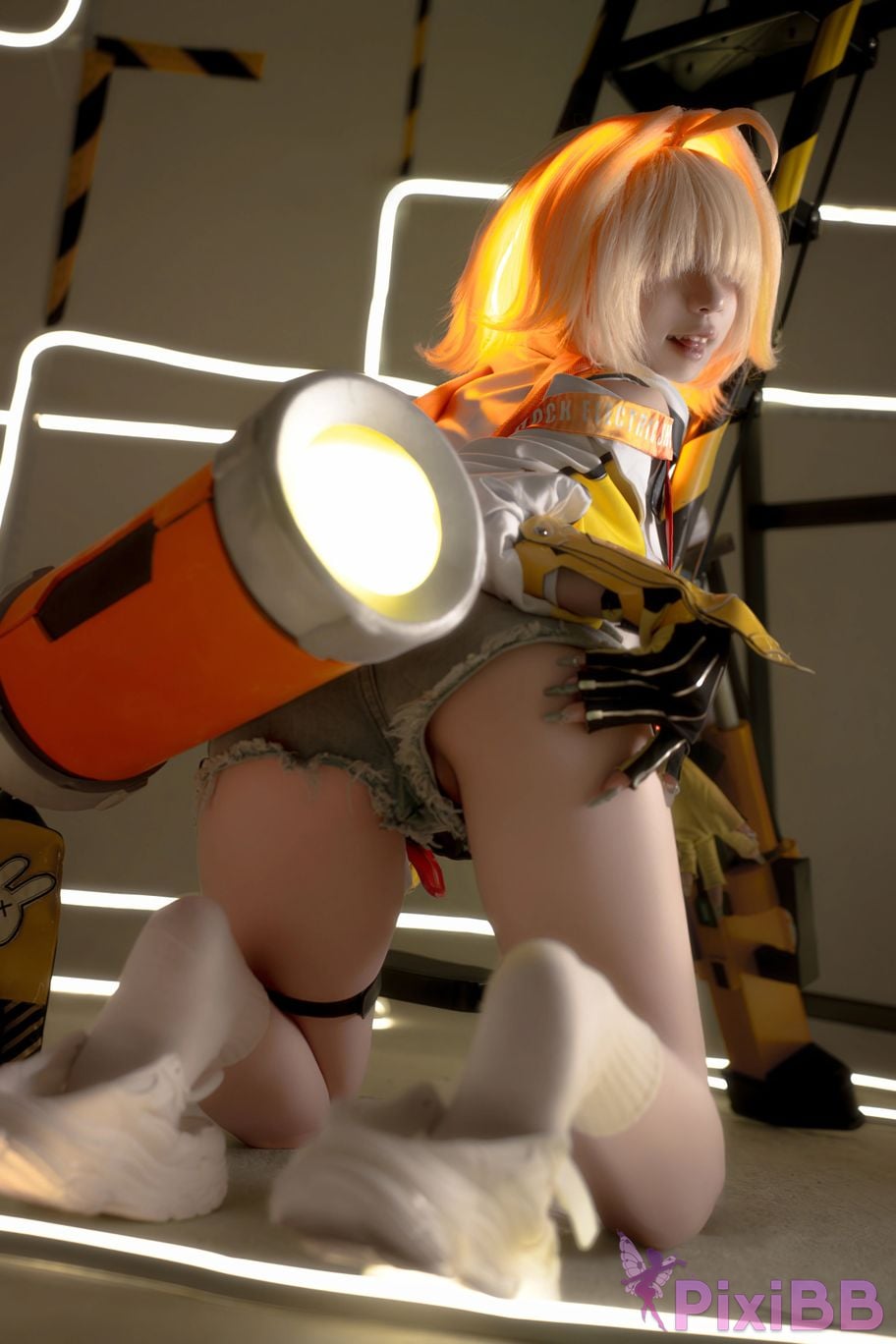 Cosplayer Zhiyue Etsu ko Nikke goddess of victory Ileg PixiBB.COM 006