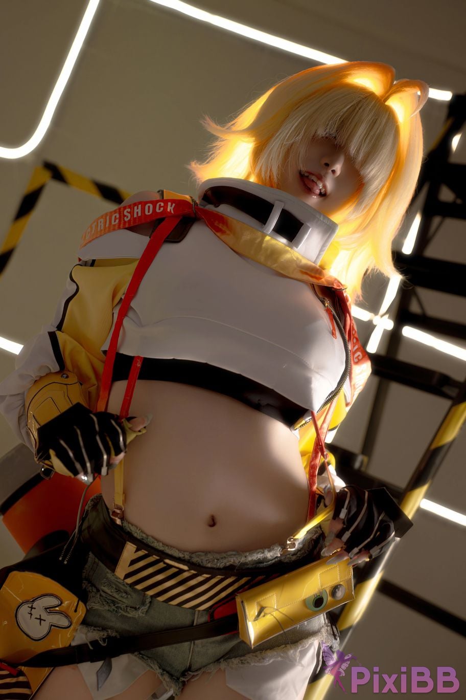 Cosplayer Zhiyue Etsu ko Nikke goddess of victory Ileg PixiBB.COM 012