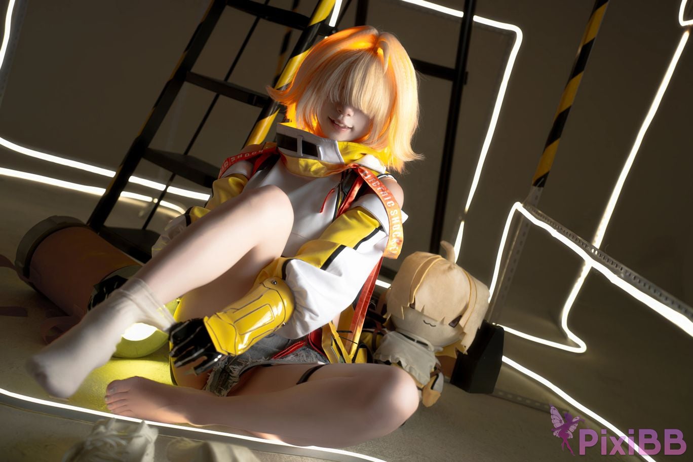 Cosplayer Zhiyue Etsu ko Nikke goddess of victory Ileg PixiBB.COM 013