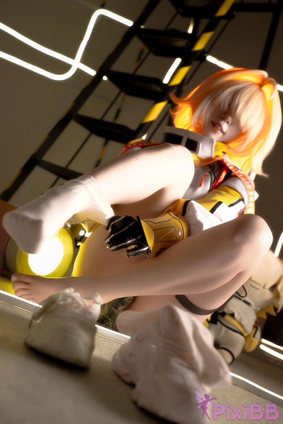 Cosplayer Zhiyue Etsu ko Nikke goddess of victory Ileg PixiBB.COM 014