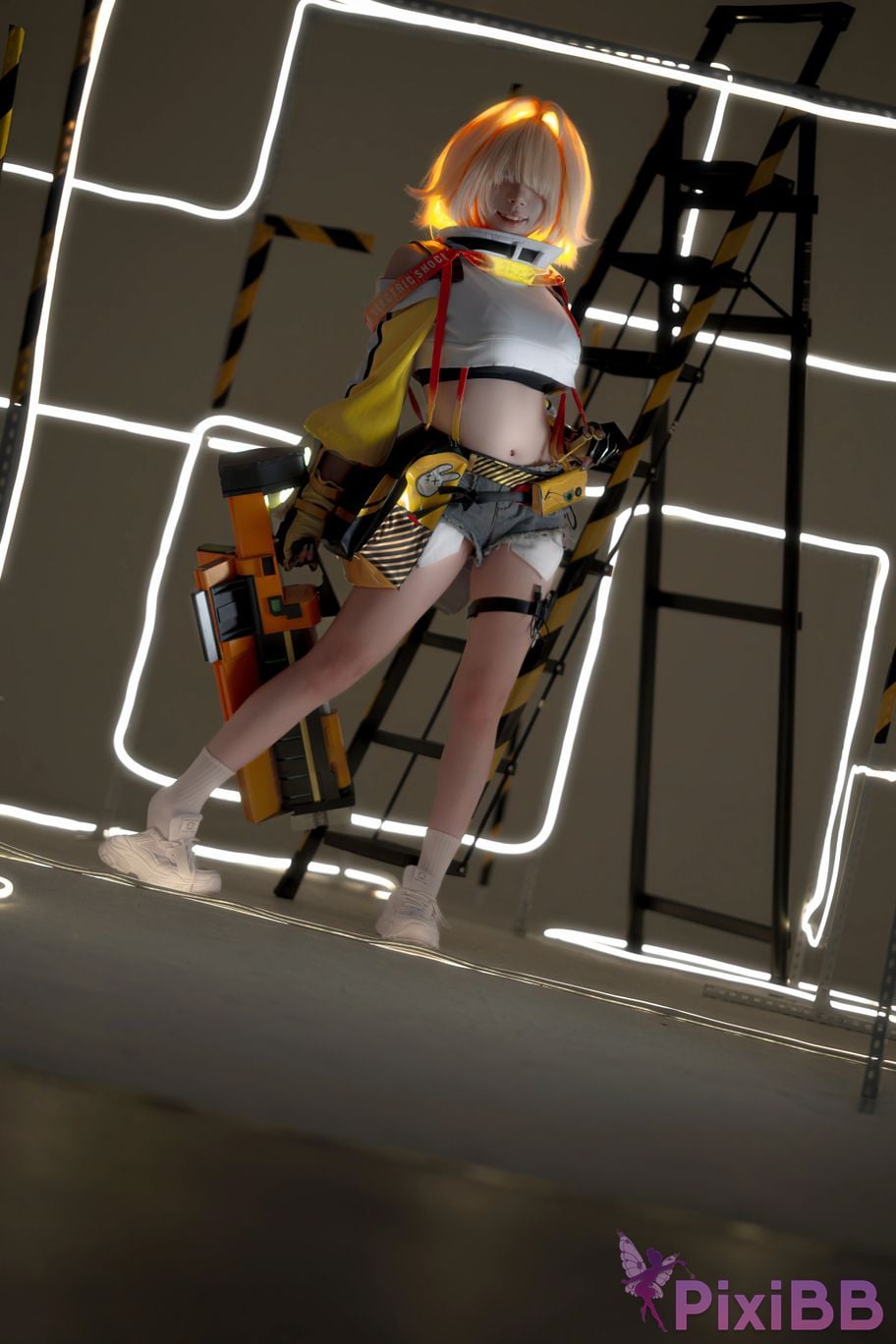 Cosplayer Zhiyue Etsu ko Nikke goddess of victory Ileg PixiBB.COM 019