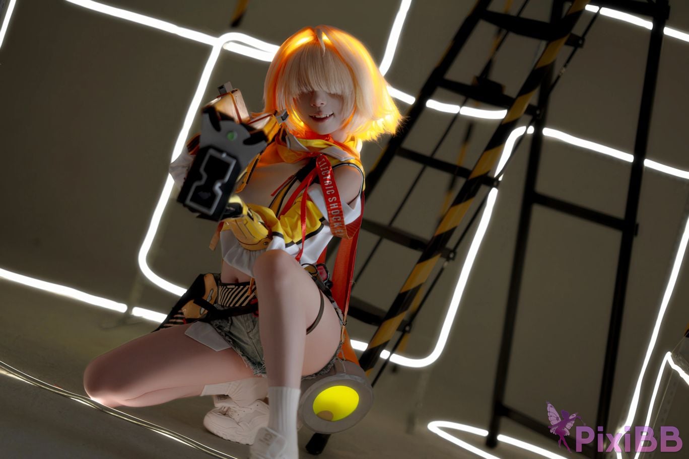 Cosplayer Zhiyue Etsu ko Nikke goddess of victory Ileg PixiBB.COM 020