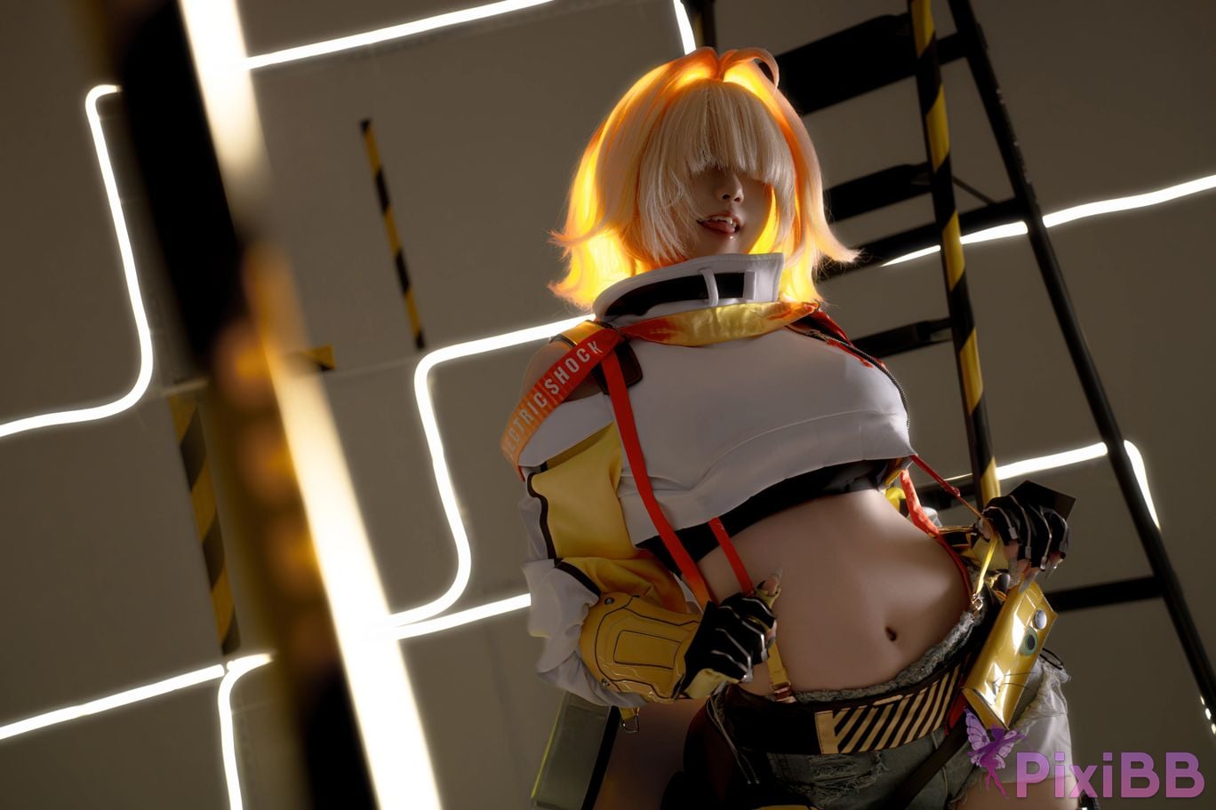 Cosplayer Zhiyue Etsu ko Nikke goddess of victory Ileg PixiBB.COM 034