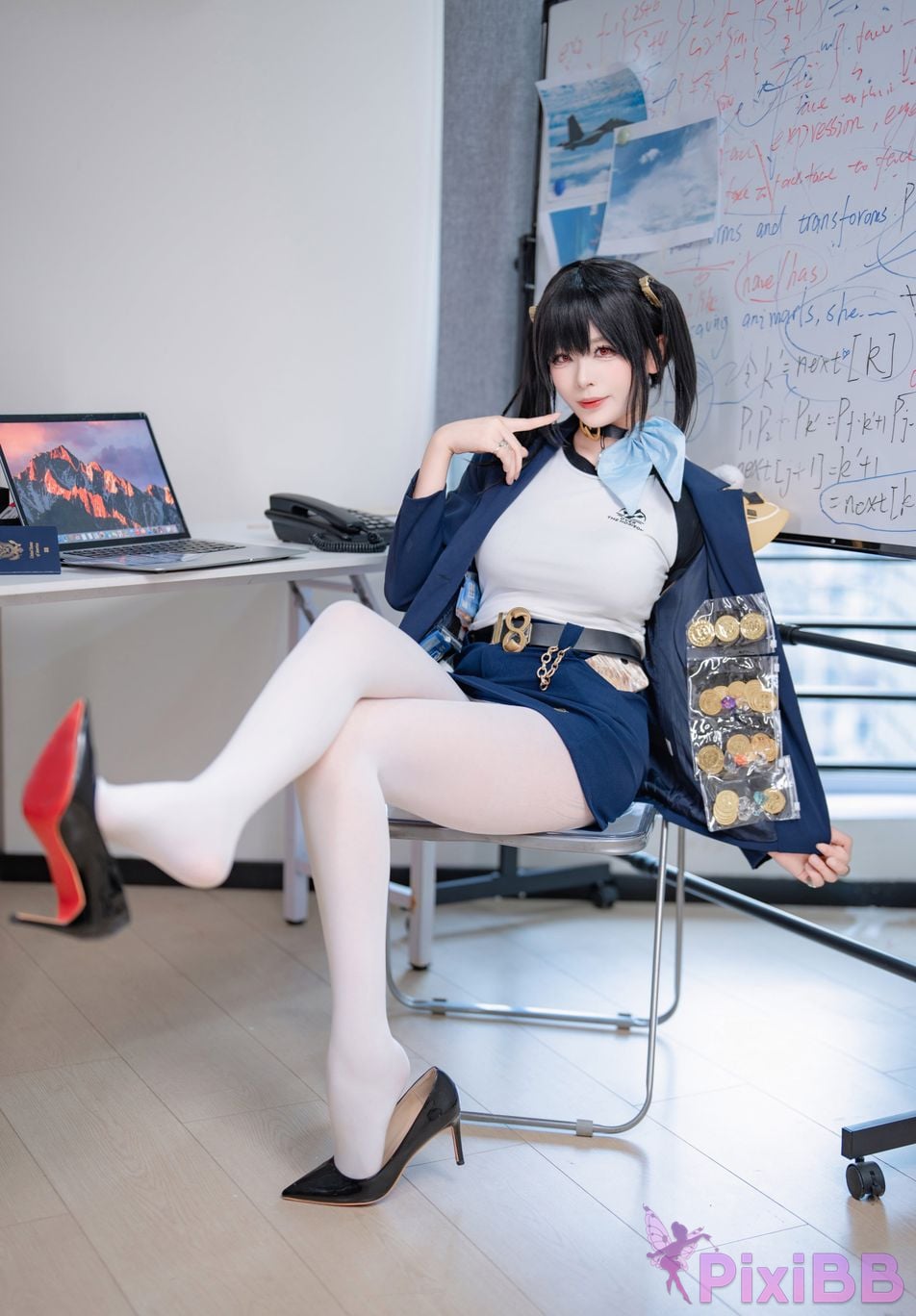 Cosplayer Senior Sister Xuan Xiao Nikke goddess of victory sola PixiBB.COM 006