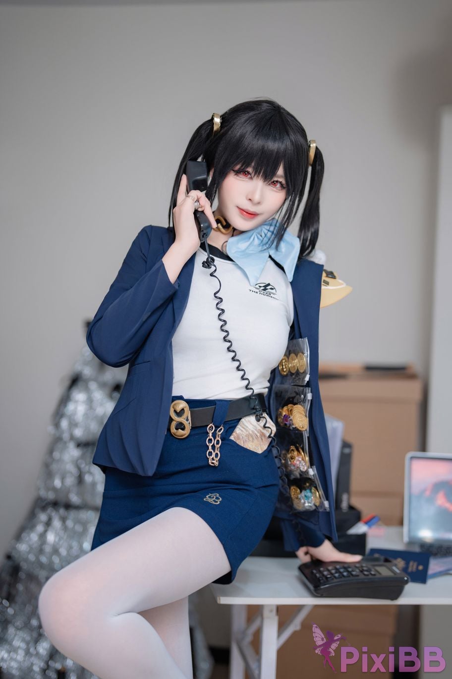 Cosplayer Senior Sister Xuan Xiao Nikke goddess of victory sola PixiBB.COM 011