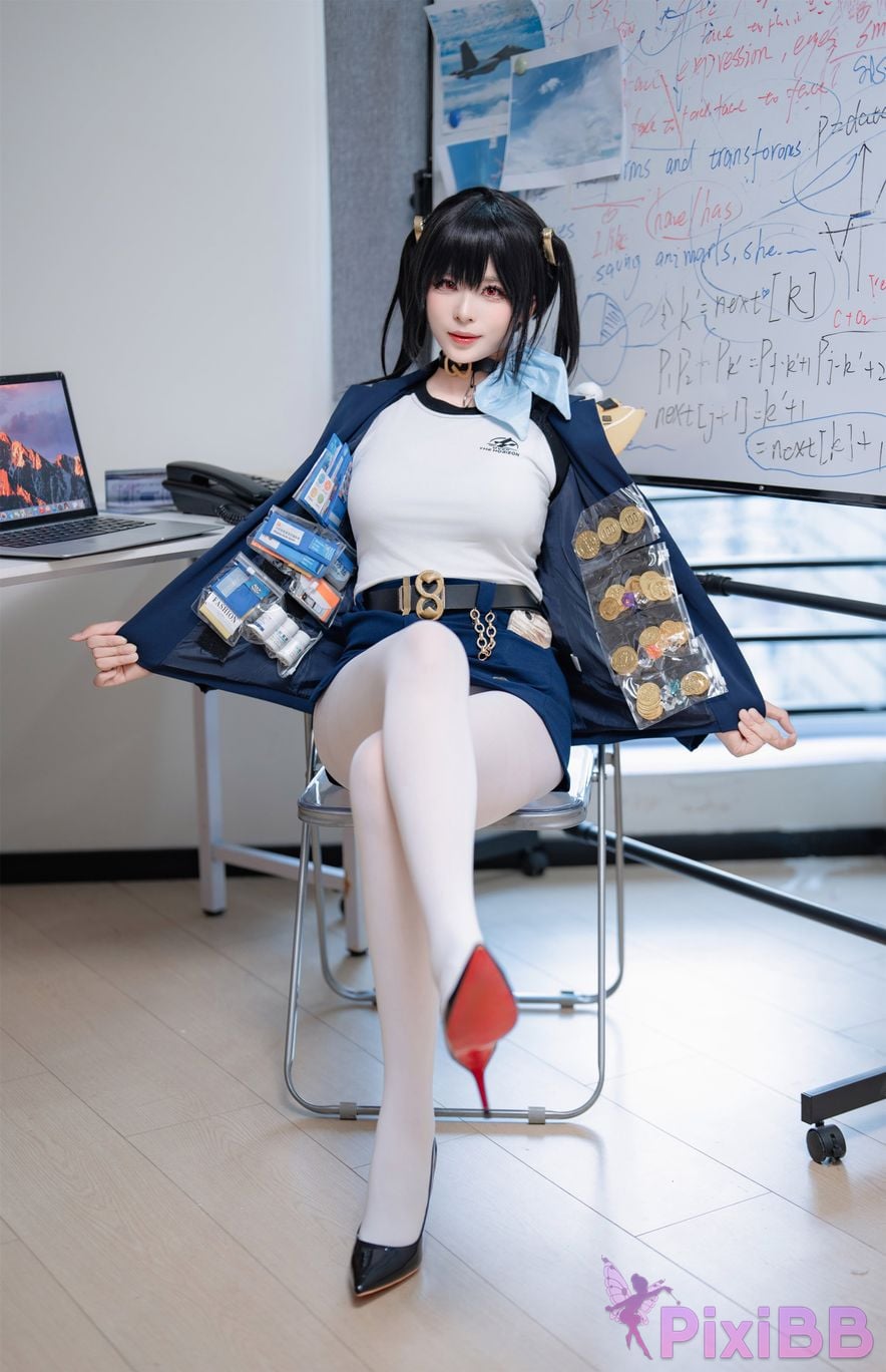 Cosplayer Senior Sister Xuan Xiao Nikke goddess of victory sola PixiBB.COM 012