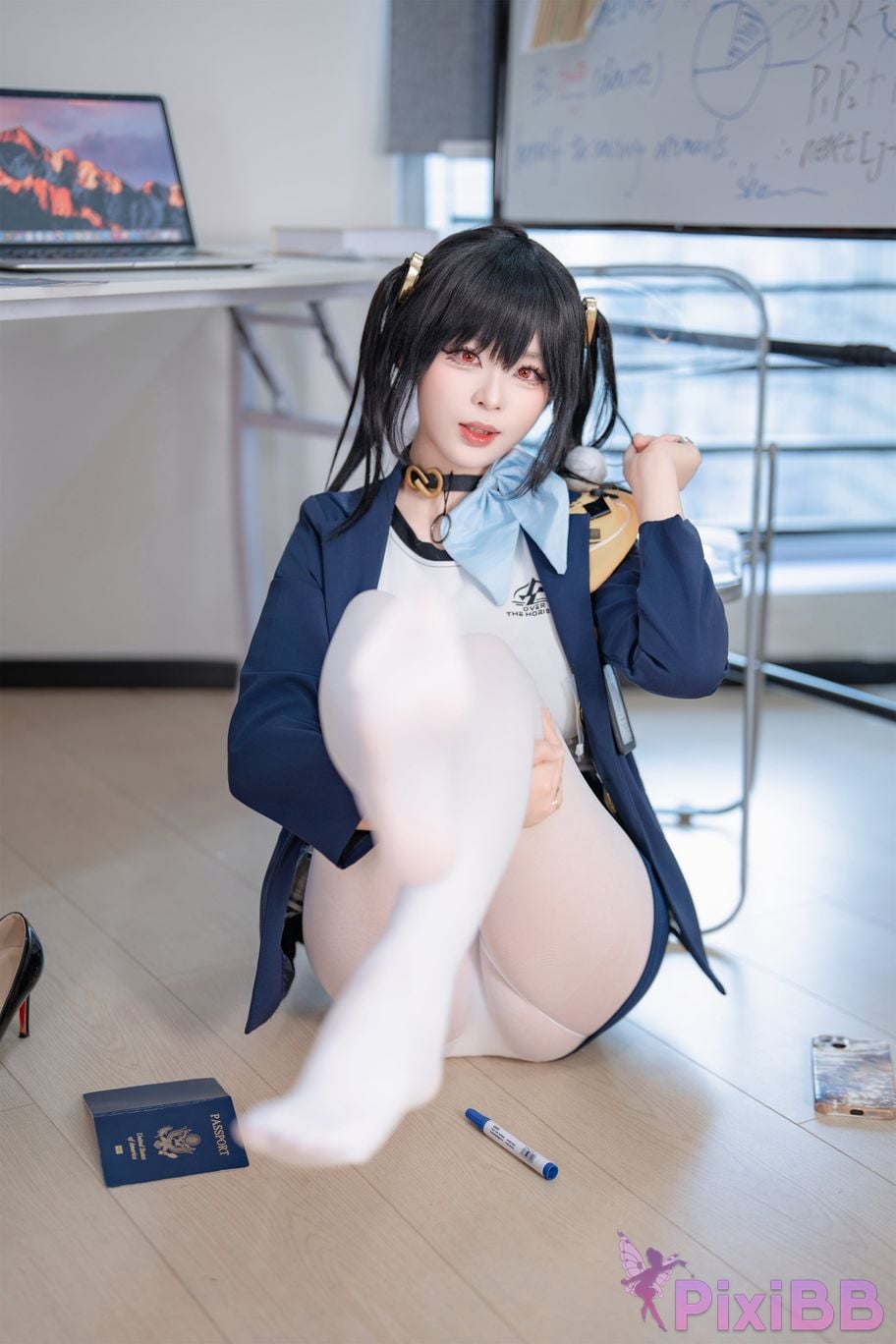 Cosplayer Senior Sister Xuan Xiao Nikke goddess of victory sola PixiBB.COM 018