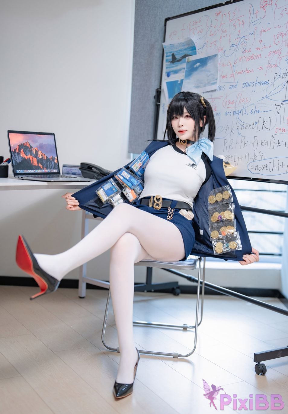 Cosplayer Senior Sister Xuan Xiao Nikke goddess of victory sola PixiBB.COM 034