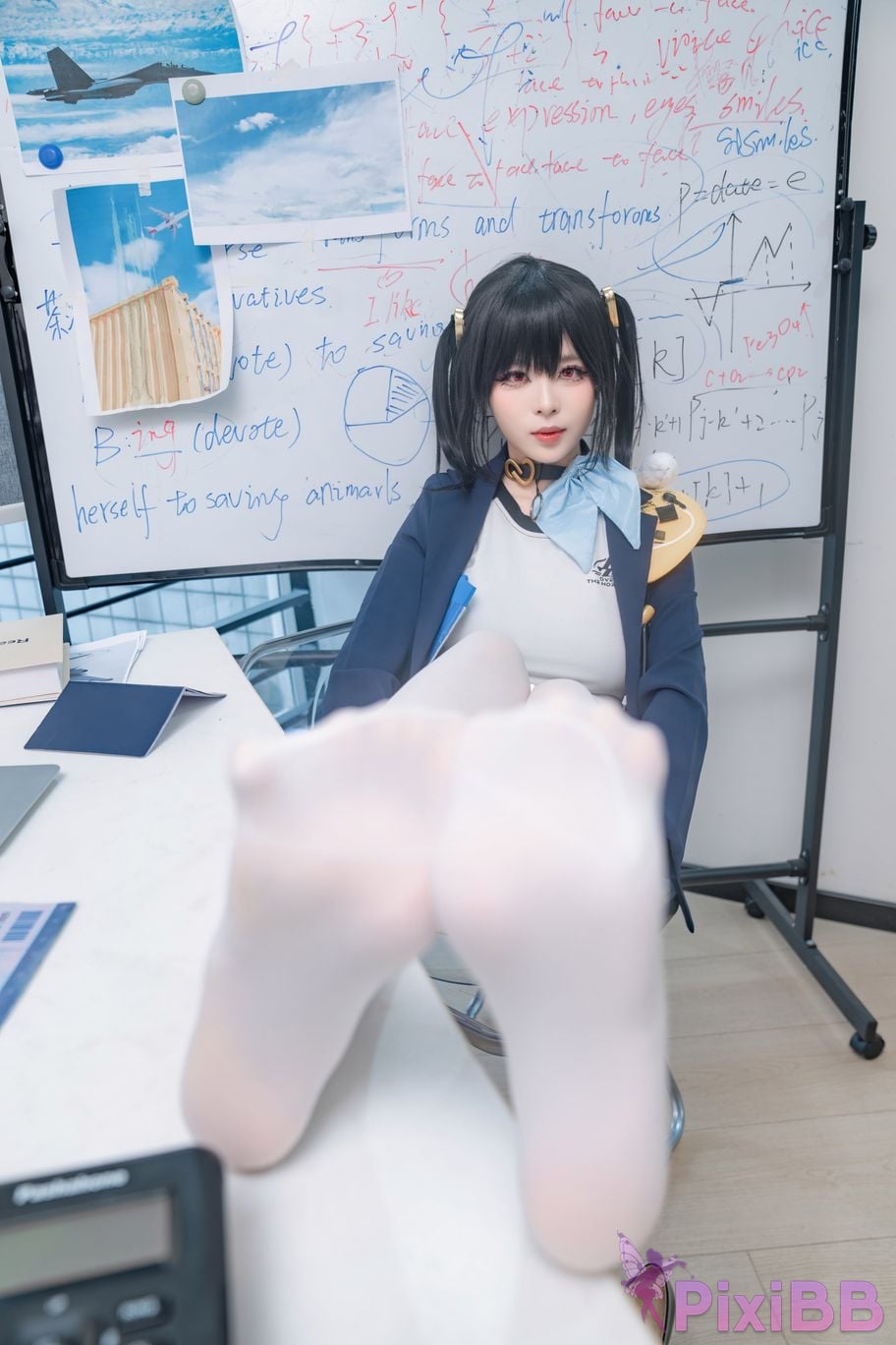 Cosplayer Senior Sister Xuan Xiao Nikke goddess of victory sola PixiBB.COM 035