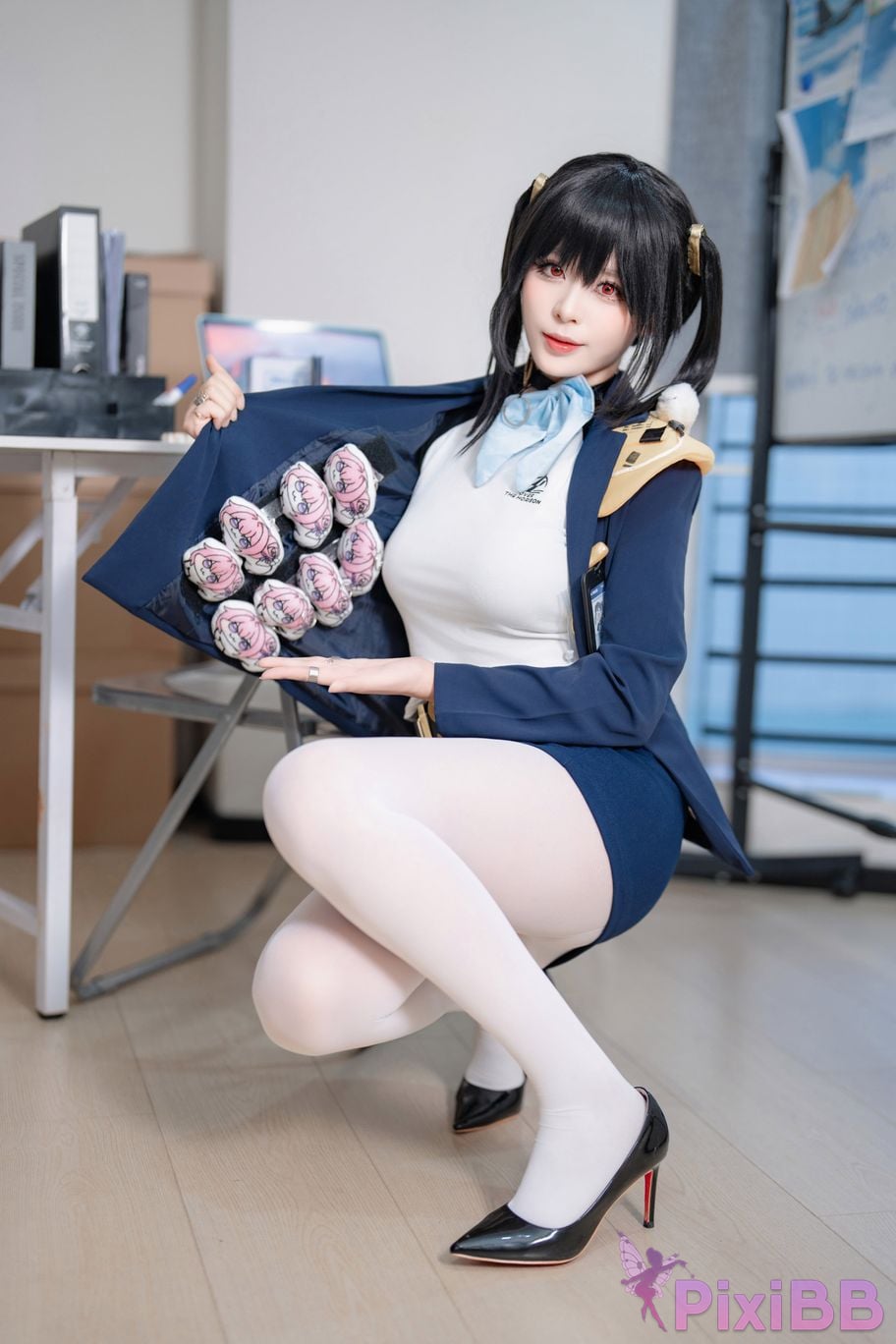 Cosplayer Senior Sister Xuan Xiao Nikke goddess of victory sola PixiBB.COM 042