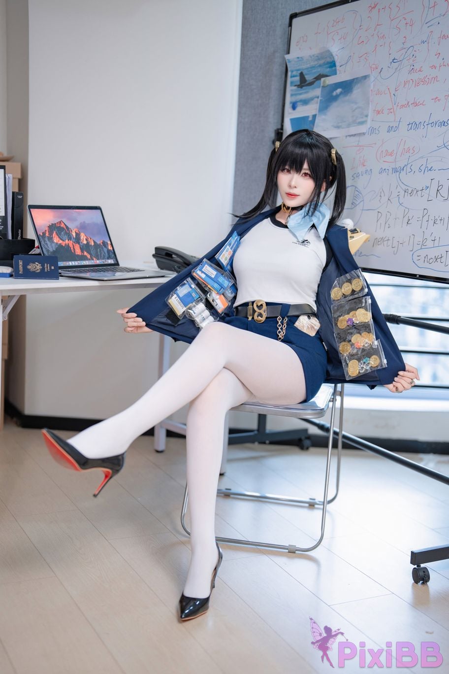 Cosplayer Senior Sister Xuan Xiao Nikke goddess of victory sola PixiBB.COM 048