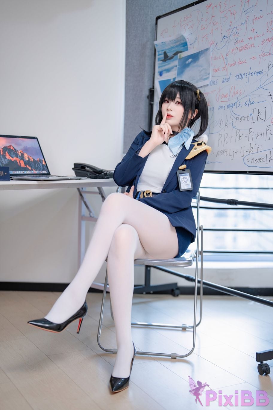 Cosplayer Senior Sister Xuan Xiao Nikke goddess of victory sola PixiBB.COM 049