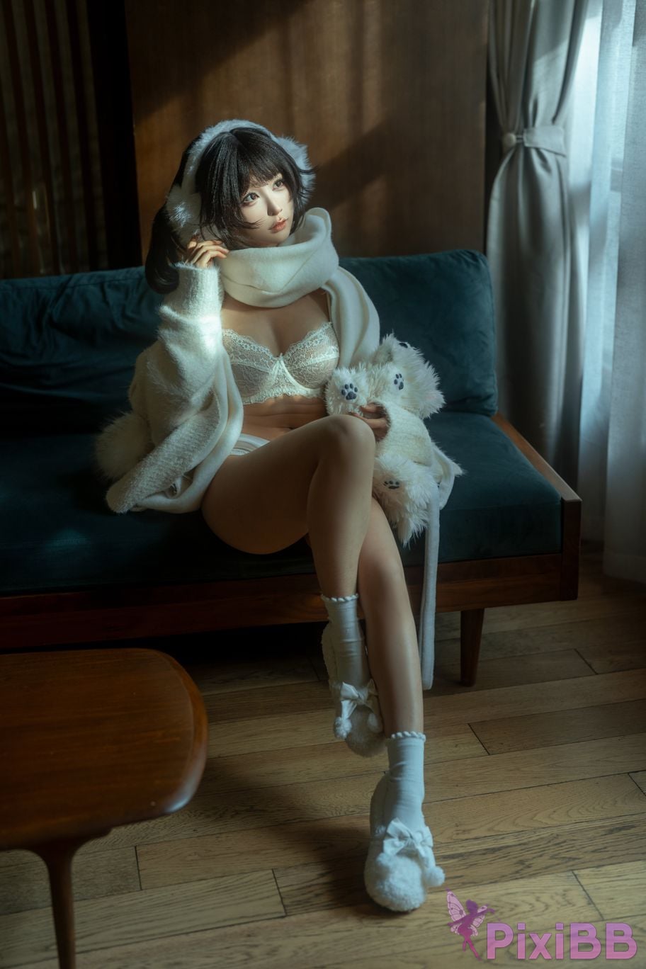 Cosplayer Stupid Momo chunmomo white sweater PixiBB.COM 001