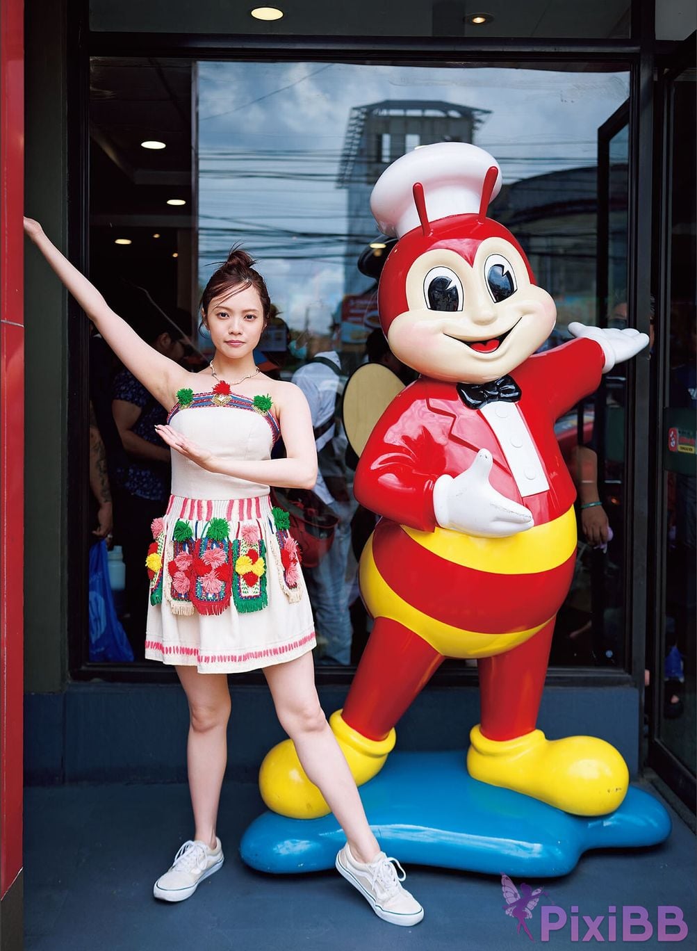 Japanese Idol Manamo Miyata Aimo 1st photo collection Lilas DMM Limited edition with other cuts PixiBB.COM 021