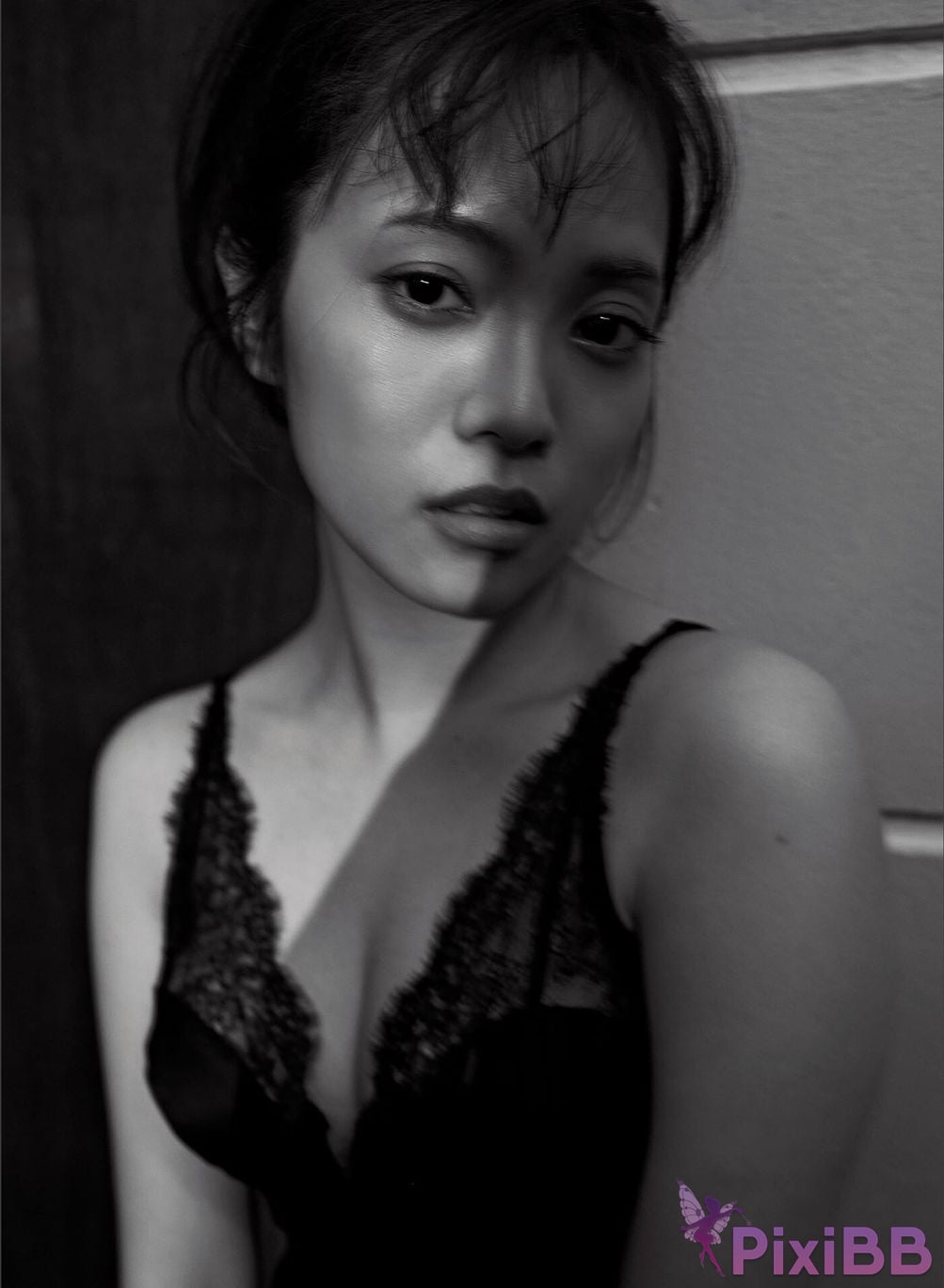 Japanese Idol Manamo Miyata Aimo 1st photo collection Lilas DMM Limited edition with other cuts PixiBB.COM 099