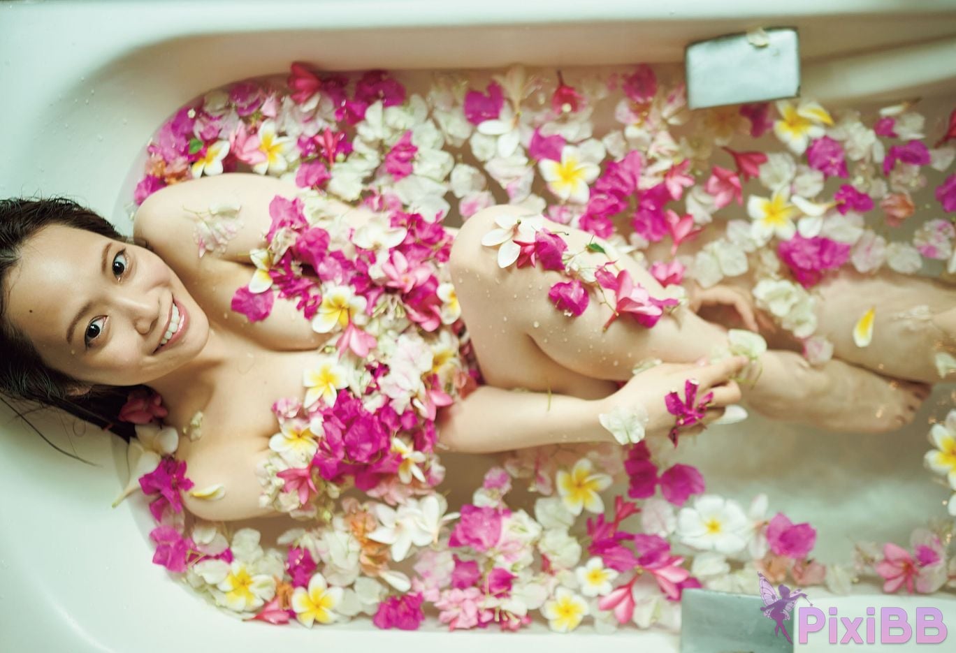 Japanese Idol Manamo Miyata Aimo 1st photo collection Lilas DMM Limited edition with other cuts PixiBB.COM 126