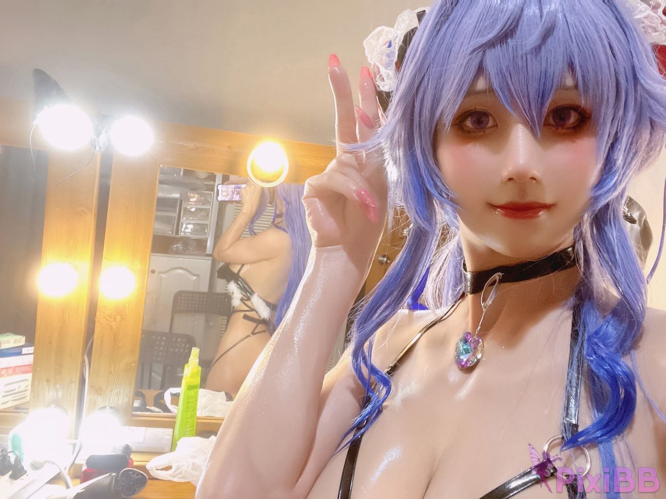 Cosplayer Three oclock in the morning Genshin Sweet Rain Succubus PixiBB.COM 007