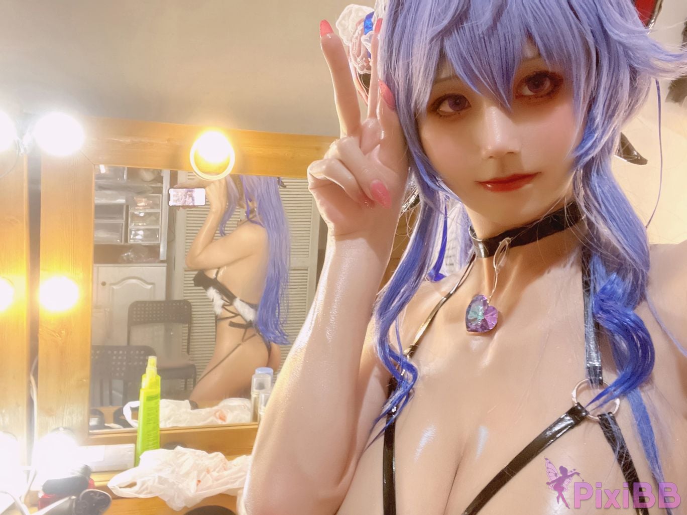 Cosplayer Three oclock in the morning Genshin Sweet Rain Succubus PixiBB.COM 009