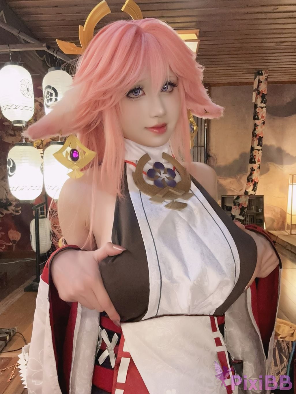 Cosplayer Three oclock in the morning Yae Miko PixiBB.COM 005