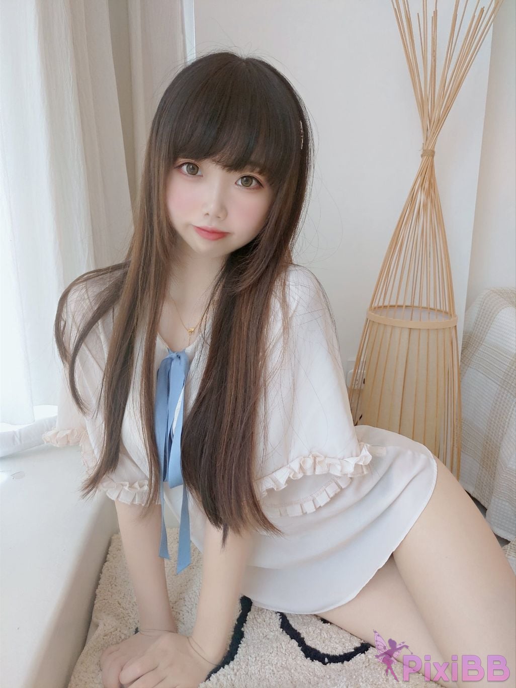 Cosplayer Xue Qi SAMA barefoot PixiBB.COM 008