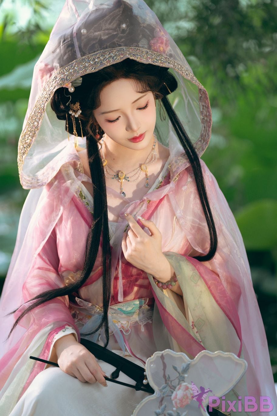 Cosplay Wenmei is unreasonable I wish you a happy Mid Autumn Festival owo PixiBB.COM 011