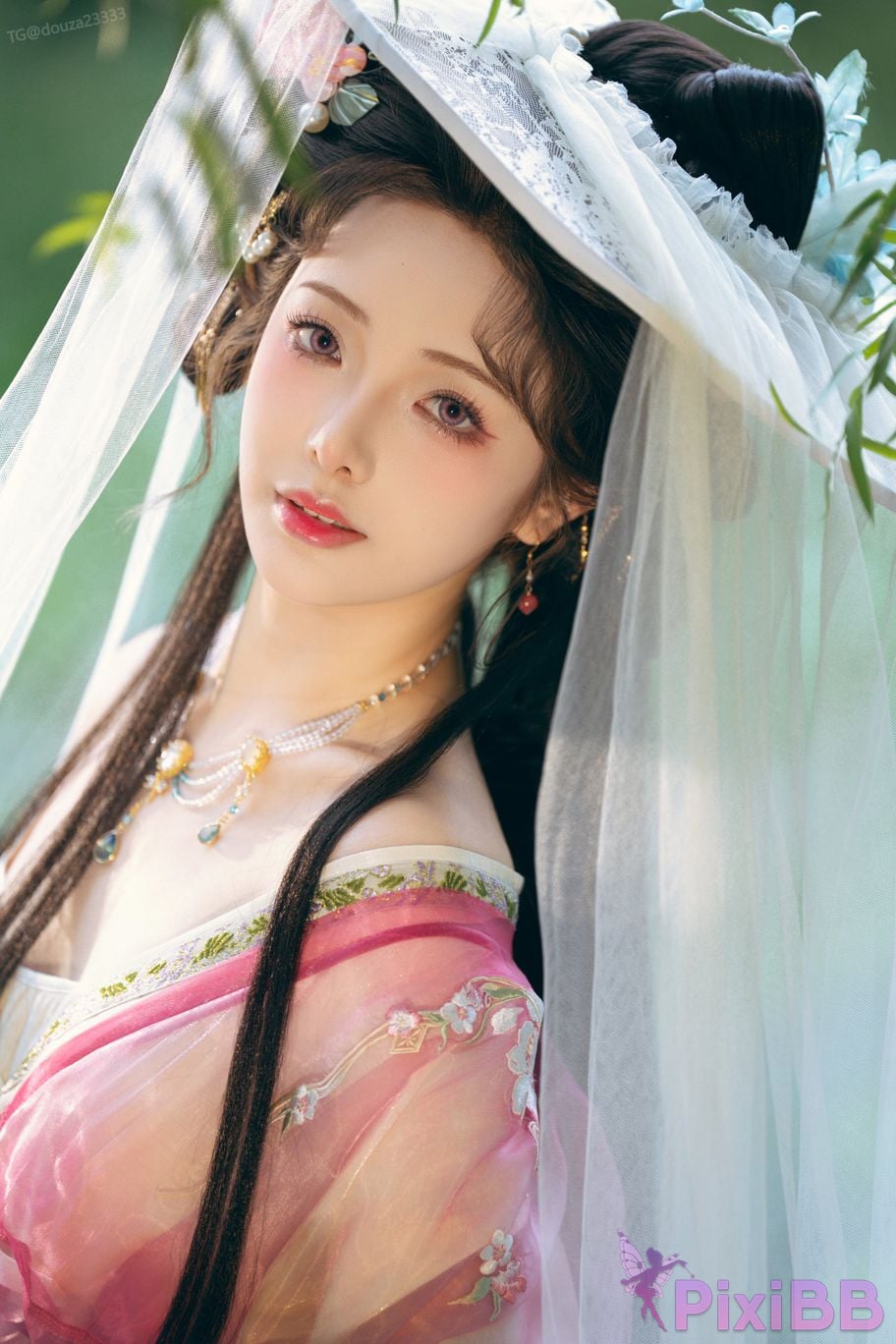 Cosplay Wenmei is unreasonable I wish you a happy Mid Autumn Festival owo PixiBB.COM 020