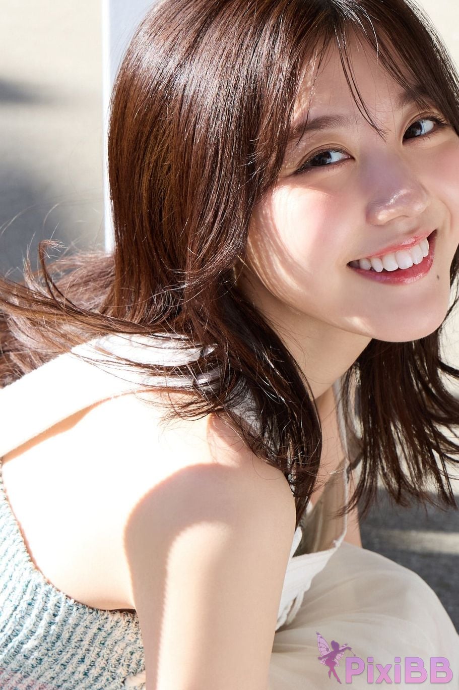 Japanese Idol Abe Rin FRIDAY digital photo book New Ace of the North PixiBB.COM 004