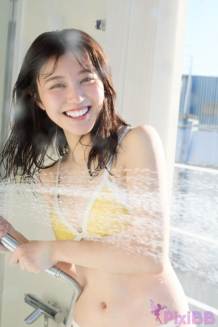 Japanese Idol Abe Rin FRIDAY digital photo book New Ace of the North PixiBB.COM 063