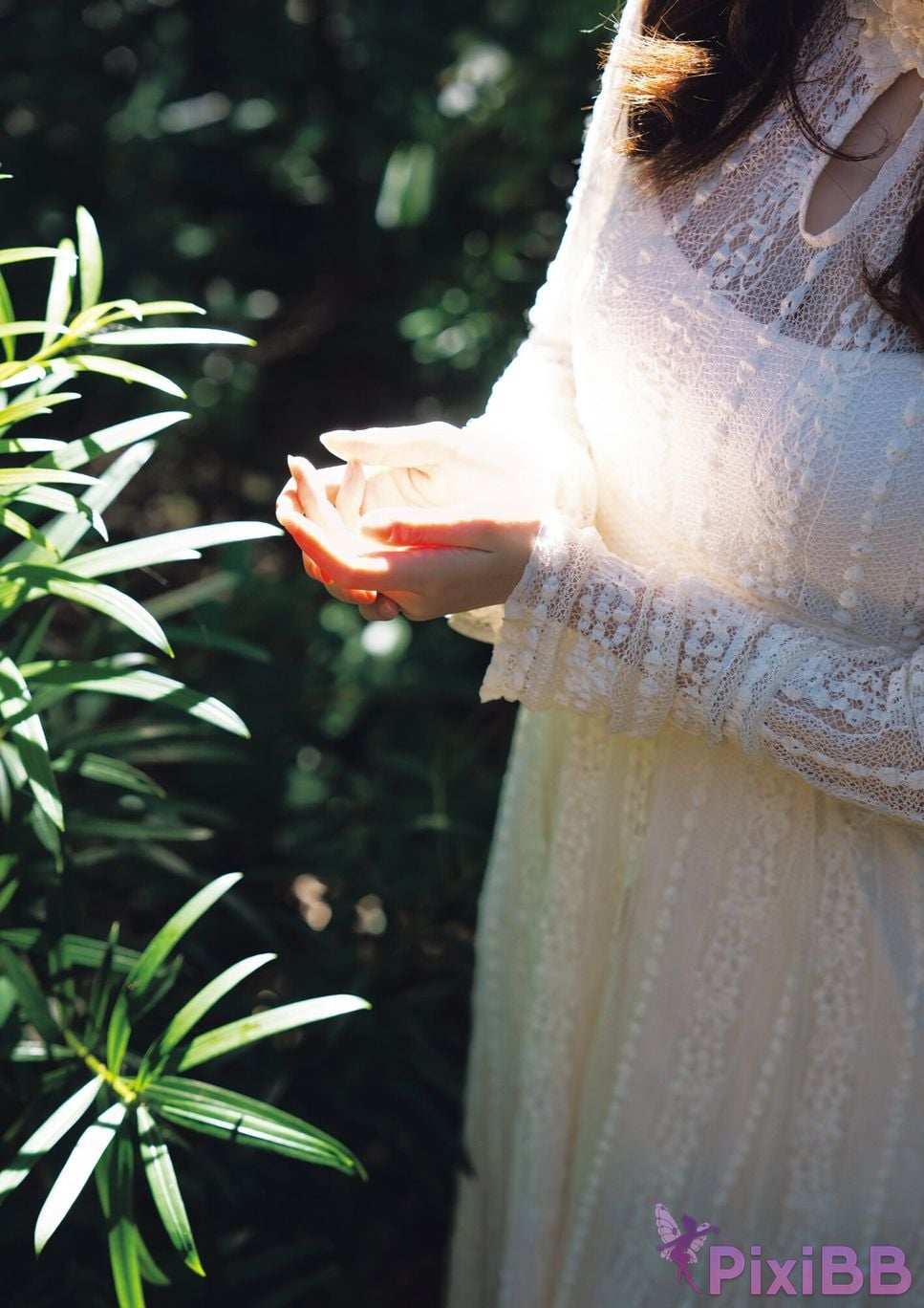 Japanese Idol Chiyori Nakanishi 1st photo book Chiyori Weather PixiBB.COM 004