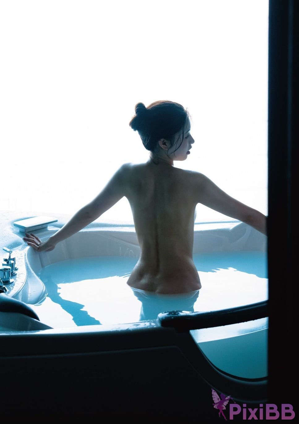 Japanese Idol Chiyori Nakanishi 1st photo book Chiyori Weather PixiBB.COM 104