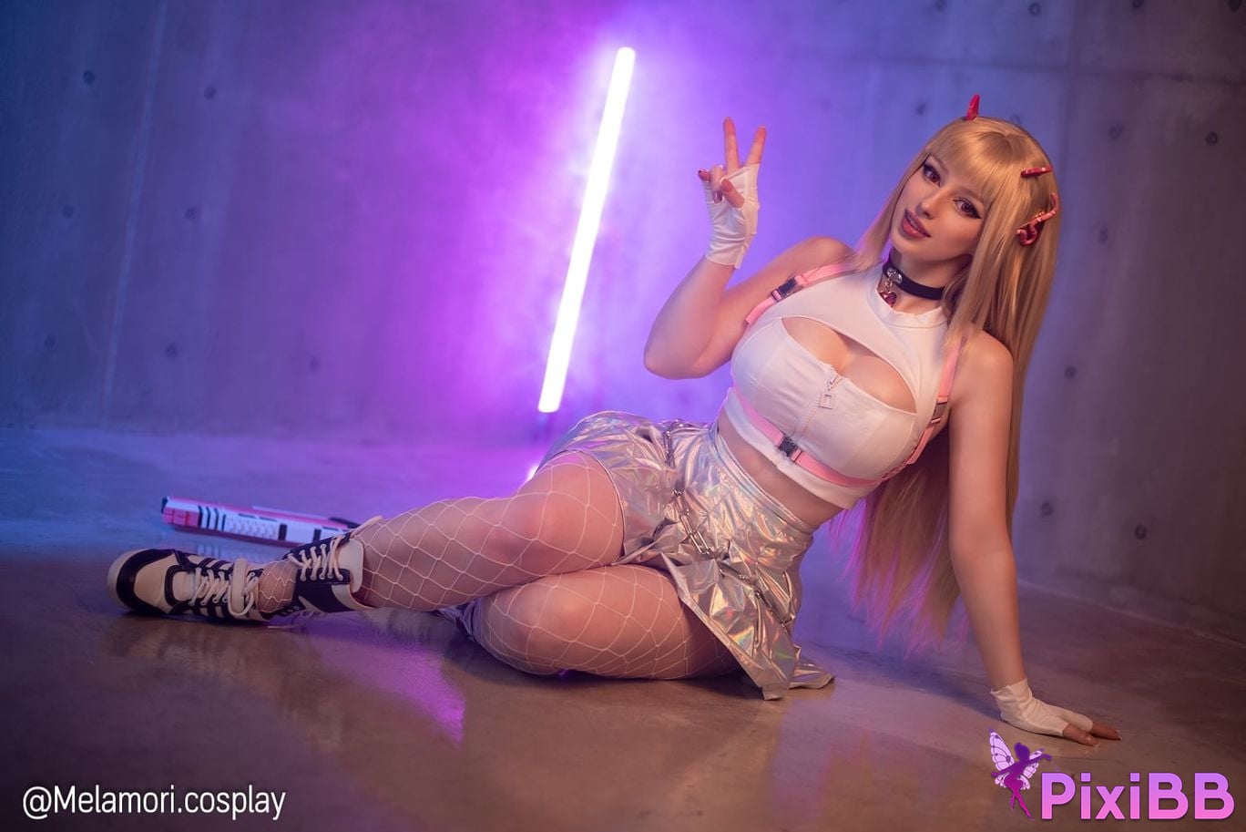 Lady Melamori Viper PixiBB.COM 3