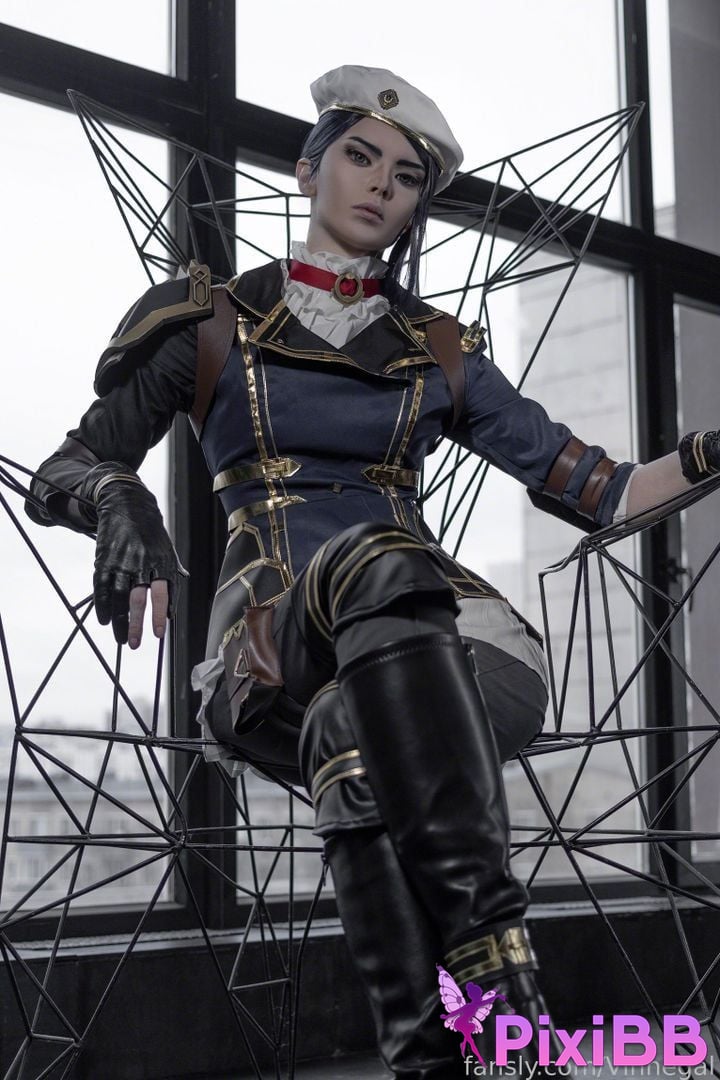 Vinnegal Caitlyn Kiramman PixiBB.COM 3