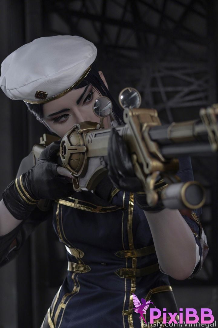 Vinnegal Caitlyn Kiramman PixiBB.COM 33