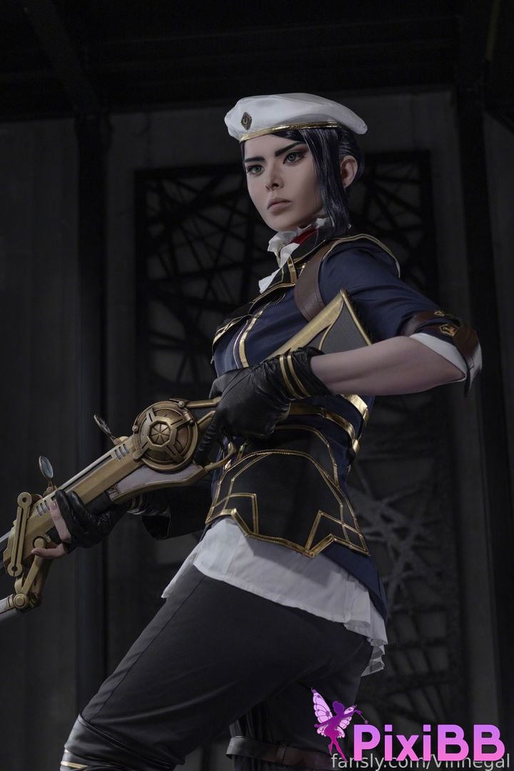 Vinnegal Caitlyn Kiramman PixiBB.COM 6