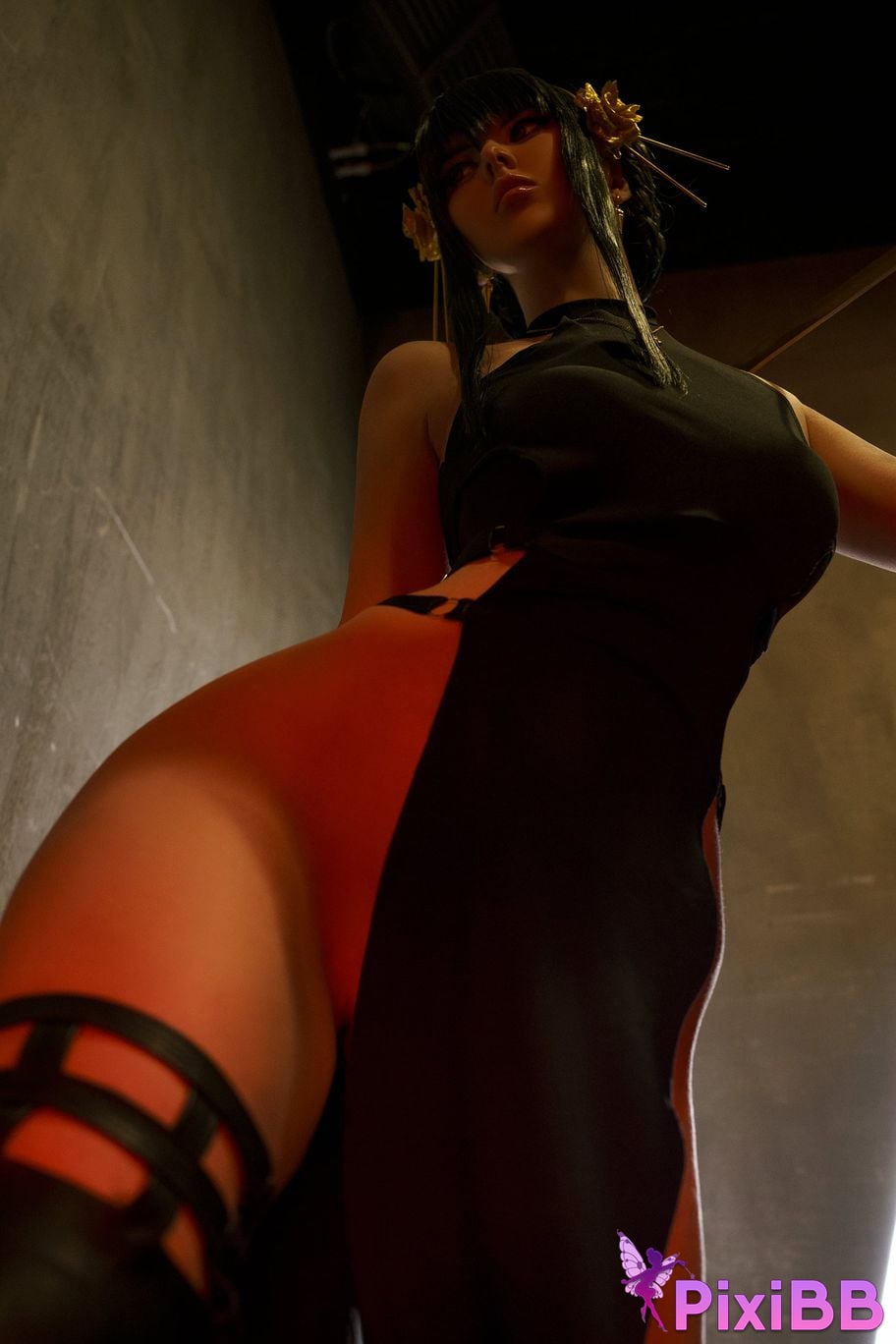 Vinnegal Yor Forger (Thorn Princess) PixiBB.COM 39