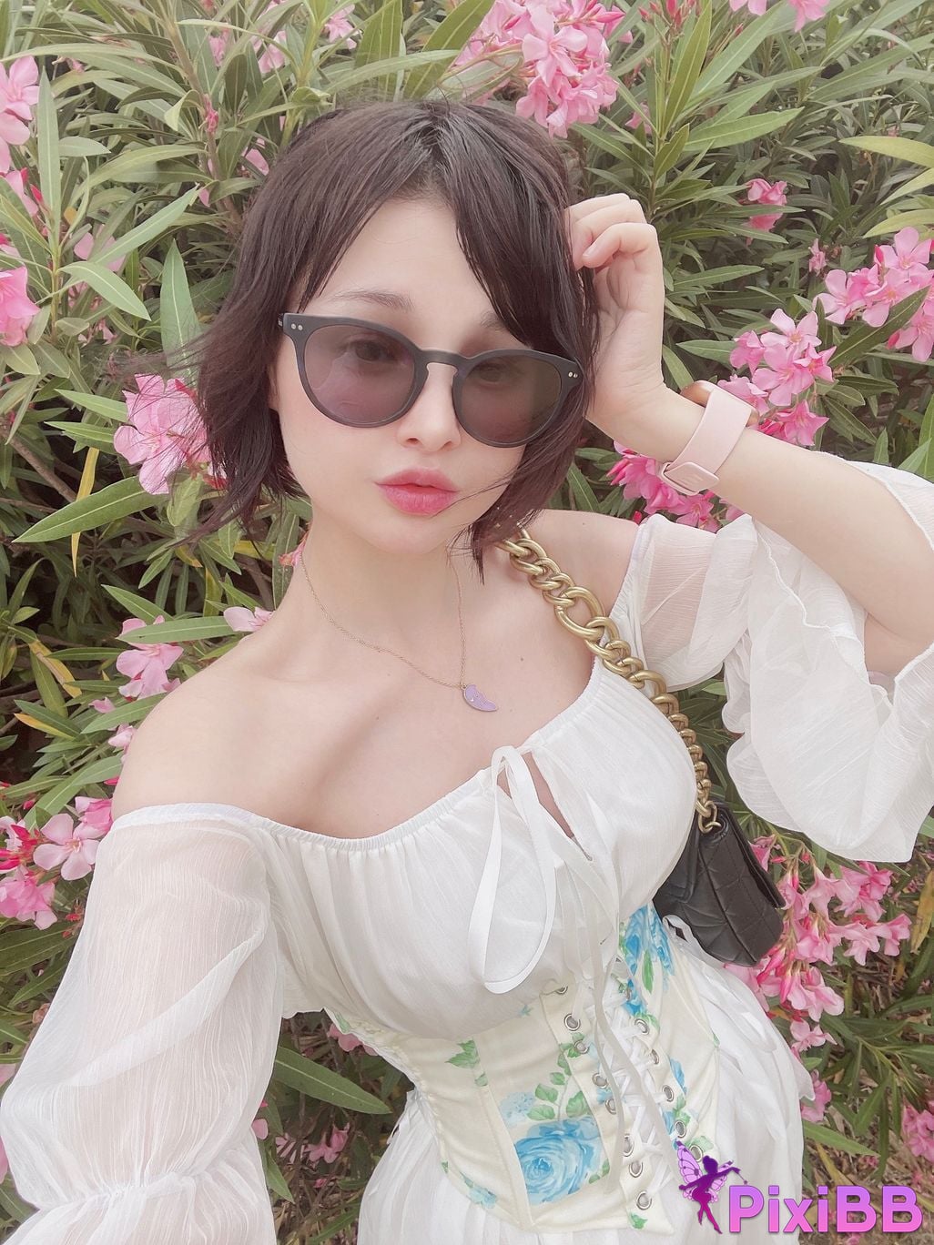 HidoriCasualCastleTrip PixiBB.COM 2