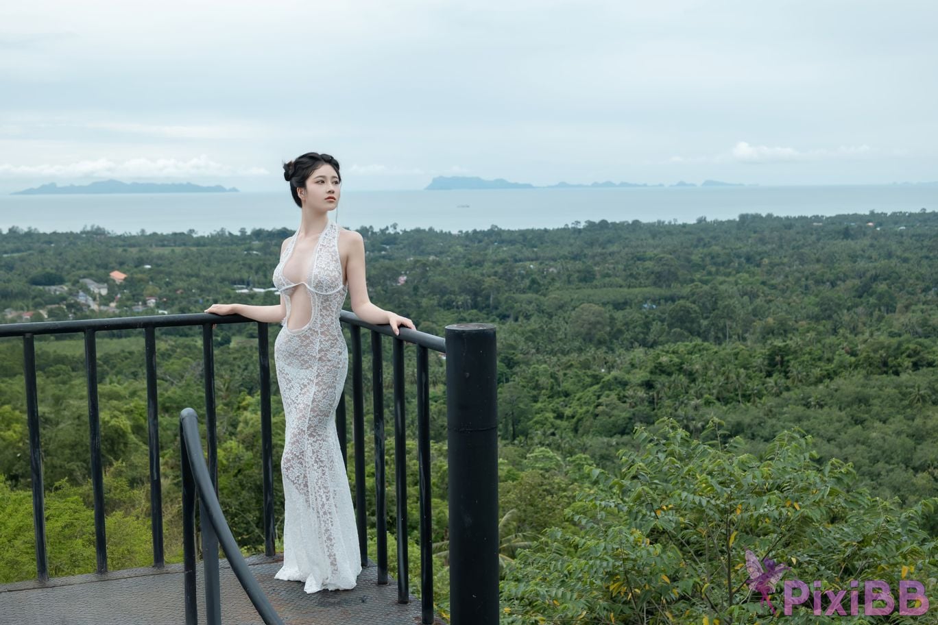 Cosplayer every year Nnian White PixiBB.COM 016