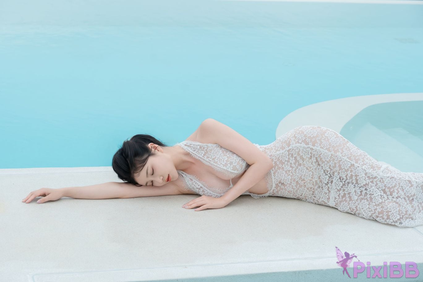 Cosplayer every year Nnian White PixiBB.COM 032