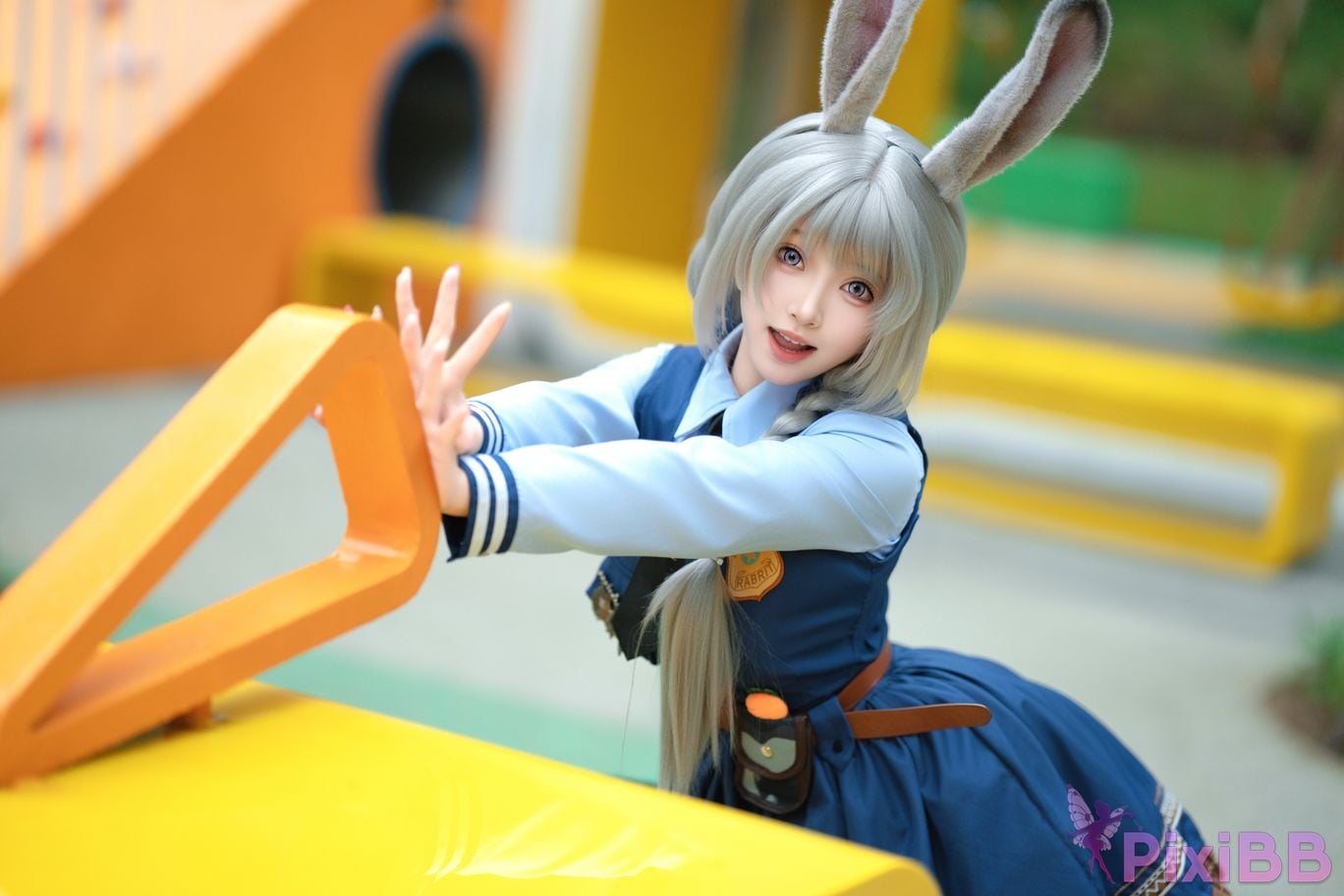 Cosplayer Bangni Bonnie Officer Rabbit S PixiBB.COM 006