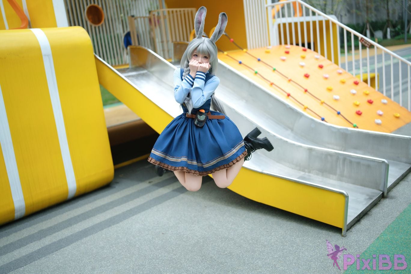 Cosplayer Bangni Bonnie Officer Rabbit S PixiBB.COM 017