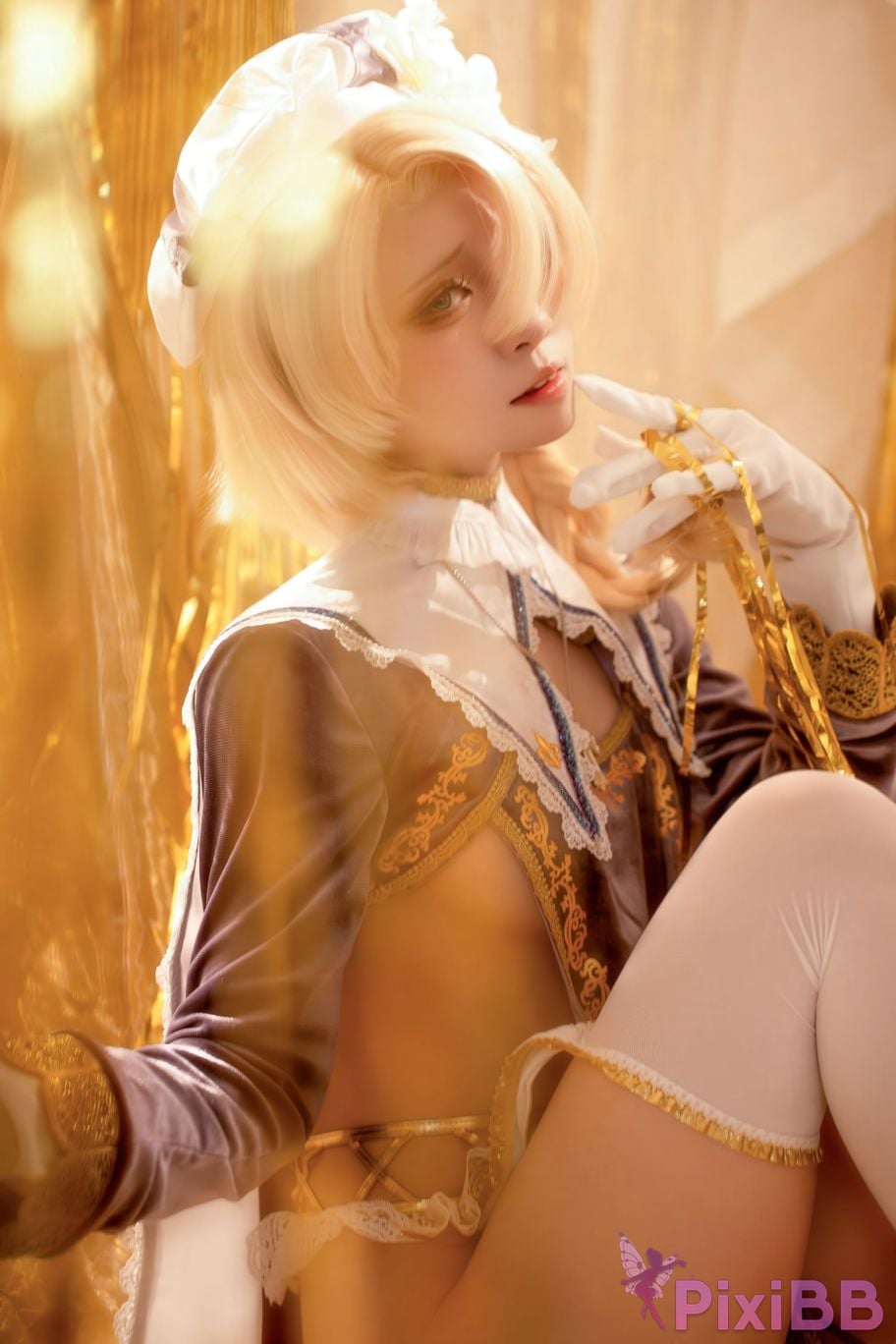 Cosplayer Zhiyue Etsu ko Joan of Arc PixiBB.COM 006