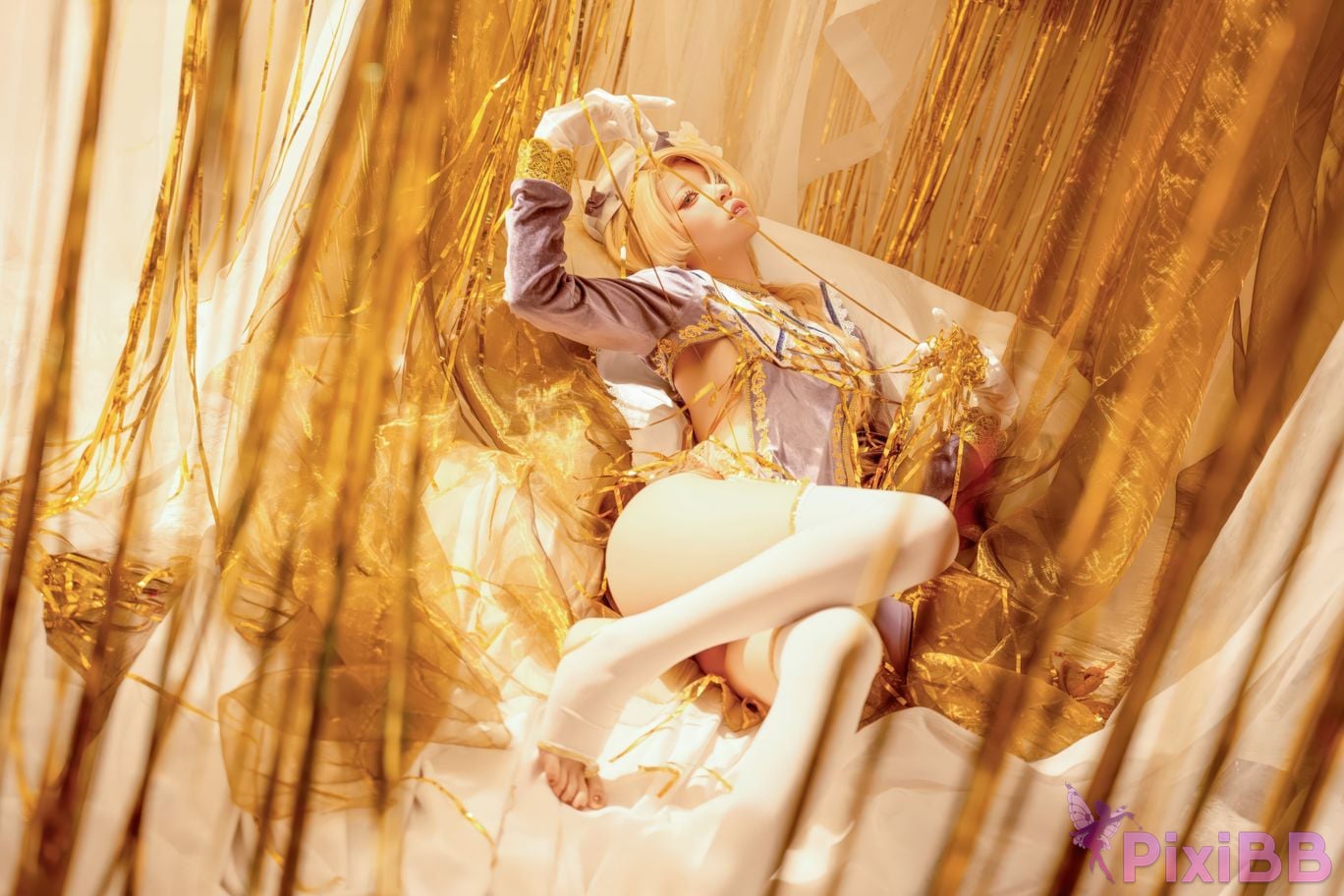 Cosplayer Zhiyue Etsu ko Joan of Arc PixiBB.COM 019