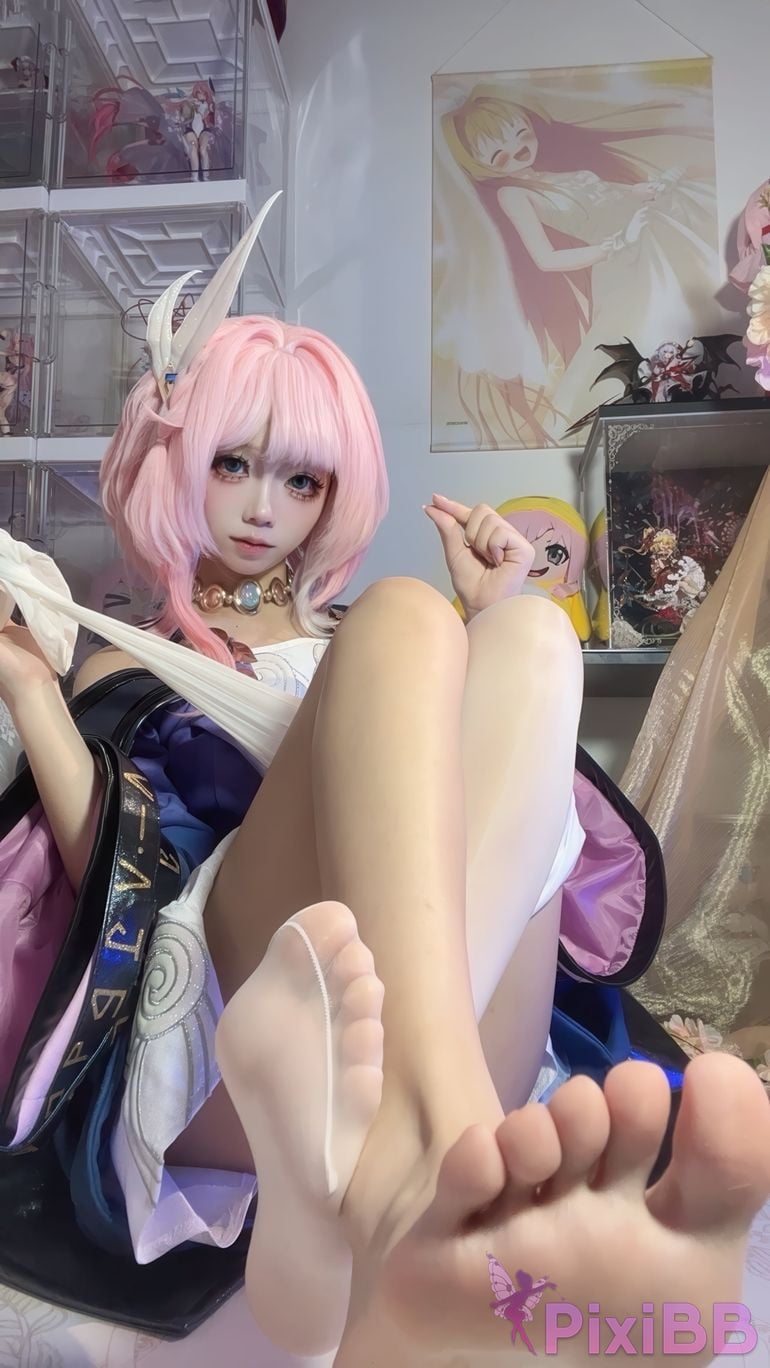 Cosplayer white oak Shirly Xi Lian PixiBB.COM 010