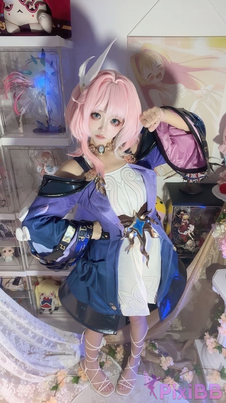 Cosplayer white oak Shirly Xi Lian PixiBB.COM 023